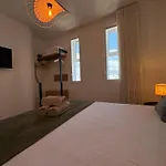 Atico 1 Habitacion Con Vistas Frontales Al Mar By Sur Suites