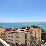 Apartamento Moderno Con Vistas Al Mar, Piscina & Parking