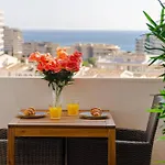 Ga Nemt Til Fuengirola Strand, Restauranter, Butikker, Padel Og Meget Mere!