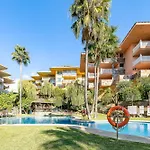 797 Holiday Rentals - Espacioso Piso En El Higueron