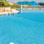 2 Bedroom Nice Apartment In Fuengirola