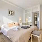 Cozy 2 Bedroom With Magic Sea View