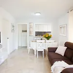 Escapada De Ensueno - Puerto Deportivo Fuengirola