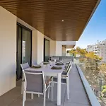 Vivi Homes - Serena Pool, Cinema, Gym & Beach