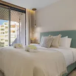 Vivi Homes - Serena Pool, Cinema, Gym & Beach