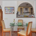 Beachfront, Two Bed- & Bathrooms, Private Parking