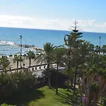 Beachfront Heaven Apartment - Carvajal Beach