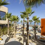 Luxury Horizon Penthouse In Higueron