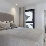Luxury Horizon Penthouse In Higueron
