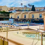 Marina I Relax With Ocean Views, Pools, 250M To The Sea