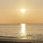 Excellent Choice, 150 Qm, Air-Conditioning, 1-8 Guests, Beach, Families, Pool