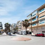 Madeinterranean Beach- Higueron Front Line Apartment