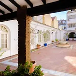 Patio Andaluz A 100 Metros De La Playa