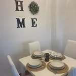 Apartamento Primera Linea De Playa Paseo Maritimo Perla 5