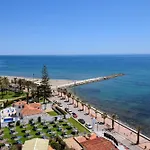 Ref 257 Apartamento En Primera Linea De Playa Con Impresionantes Vistas Al Mediterraneo