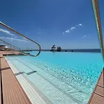 Villa Palm Beach - Incredible Villa With 5 Rooms, Amazing Sea View And Private Pool