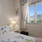 Spacious Apartment With Sea Views