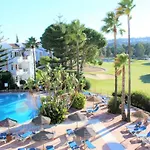 Stylish One Bed Apartment At Matchroom Country Club