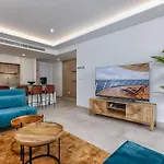 Vivi Homes - Amber