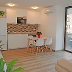 Recently Refurbished Apartment With Sea Views.