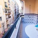 Luminoso y fresco apartamento en 2ª línea de playa
