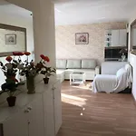 Las Palmeras Towers Apartment