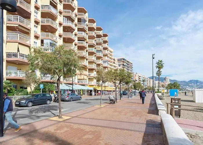 Tgh/ Fuengirola Frente Al Mar