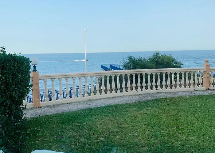 Beachfront Frente Al Mar Con Jardin