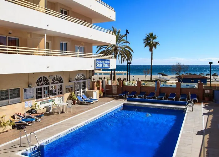 Stylish Fuengirola Studio With Panoramic Sea View