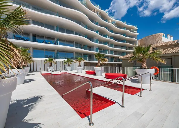 Excellent Two Bedroom Apartment