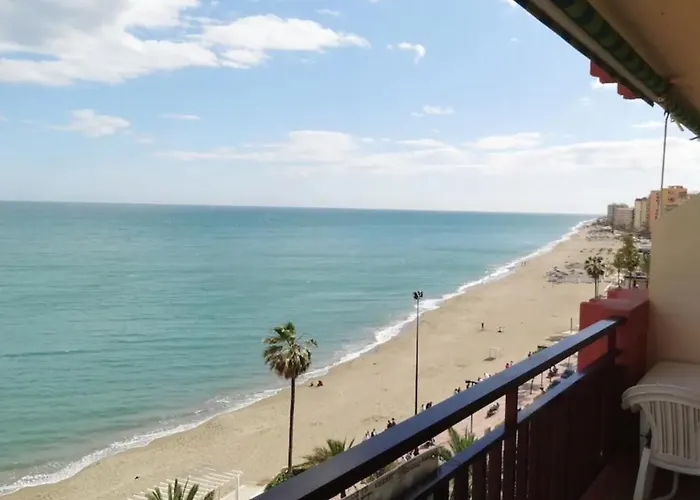 Mode\'S Beachfront