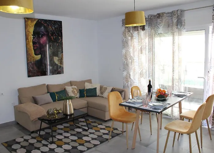 Los Boliches Holidays Suites