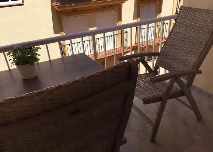 Near Beach 2-Bed Apartment In Centrum Fuengirola
