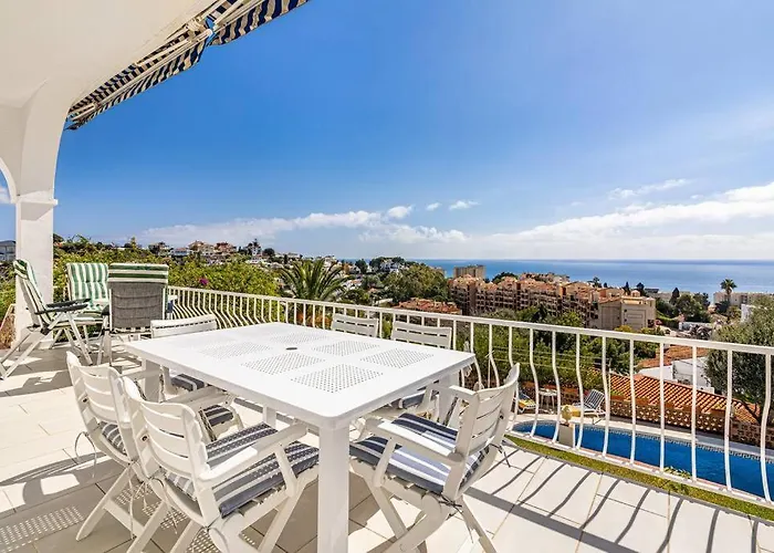 Villa Con Piscina En Fuengirola