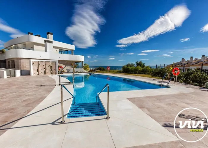 Vivi Homes - Buena Vista Pool, Sauna, Terrace, Gym & Sea View