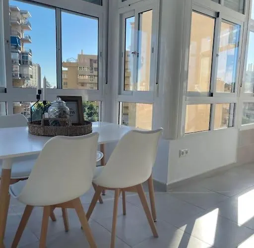 Soleado Y Luminoso Apartamento