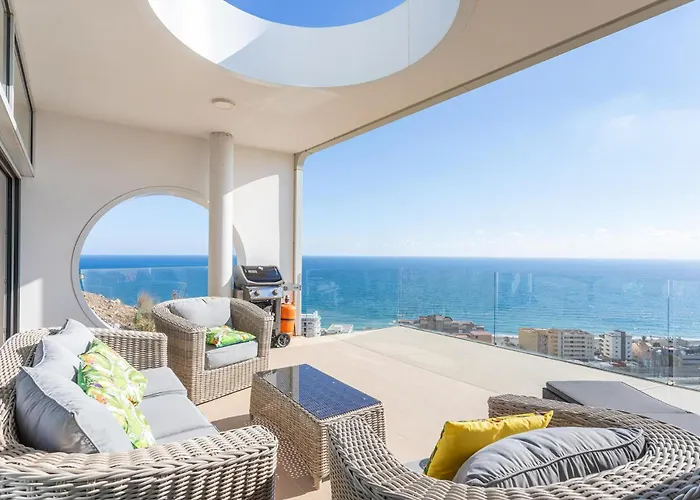 Vivi Homes -Vista Mar Pool, Terrace, Golf & Sea View