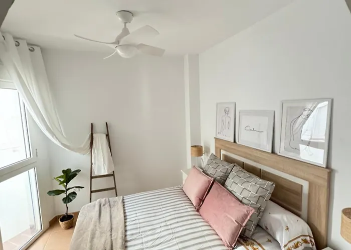 Bonito Apartamento Centrico Y Cerca De La Playa En Fuengirolamalaga
