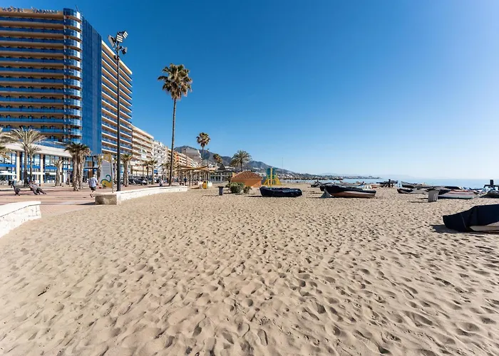 Malagasuite Fuengirola Beach & Sun