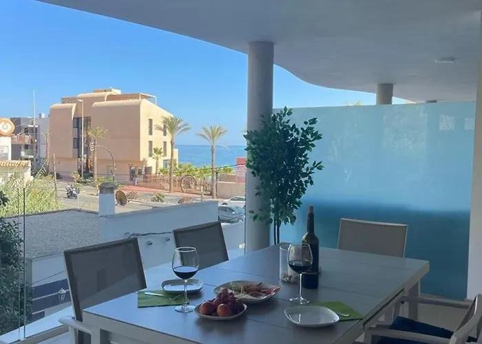 First Line Beach Apartment With Sea View