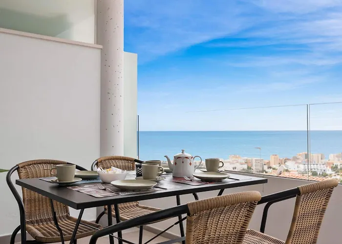 Vivi Homes - Sultana Gym, Pool, Terrace & Sea View