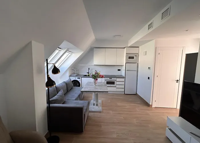 New Central & Cosy Apartments At Fuengirola Beach