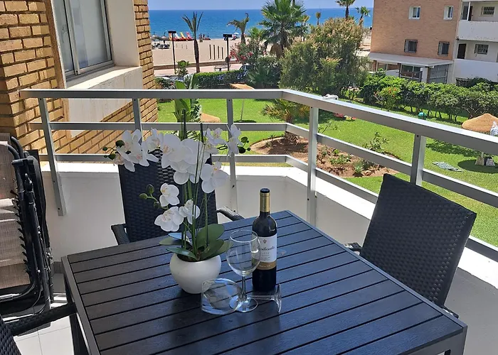 1 Linea De Playa , Coqueto Apartamento La Brisa Marina