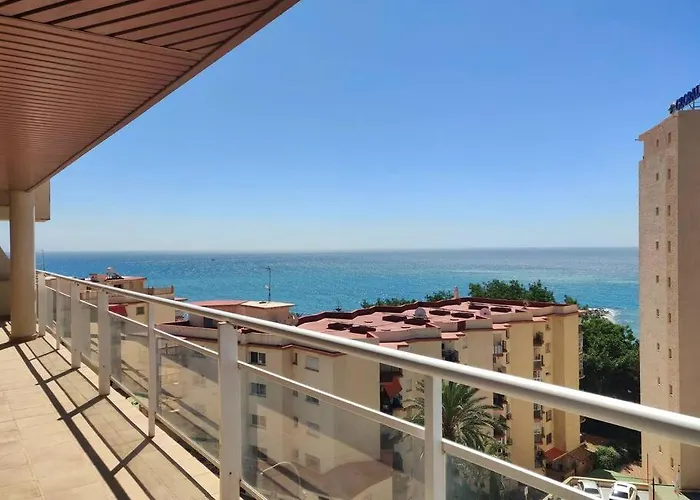 Apartamento Moderno Con Vistas Al Mar, Piscina & Parking