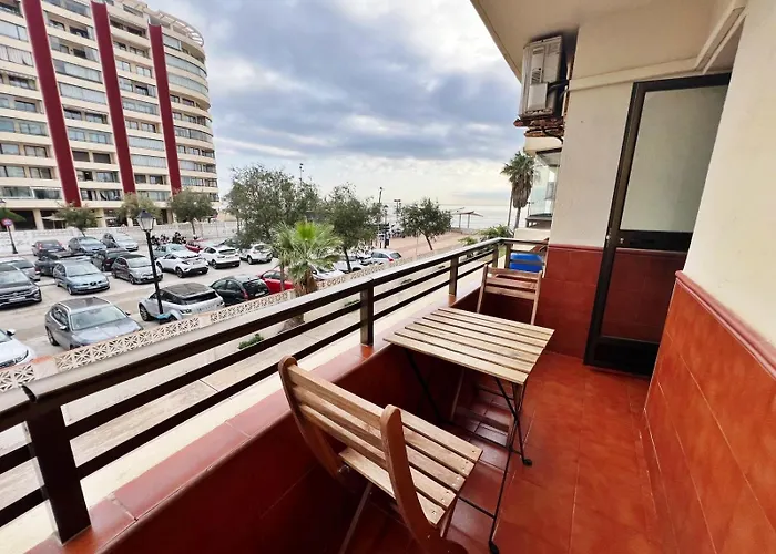 Apartamento De Playa Con Piscina