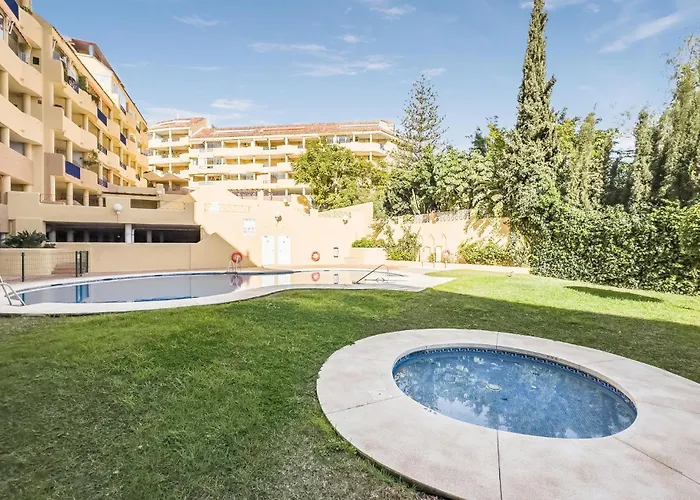 Gorgeous Apartment In Fuengirola With Wifi