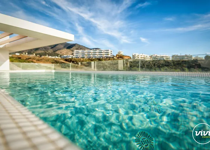 Vivi Homes - Diamond Pool, Gym, Terrace & Sea View