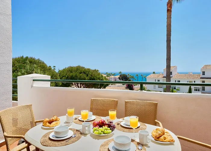 Marina I Relax With Ocean Views, Pools, 250M To The Sea
