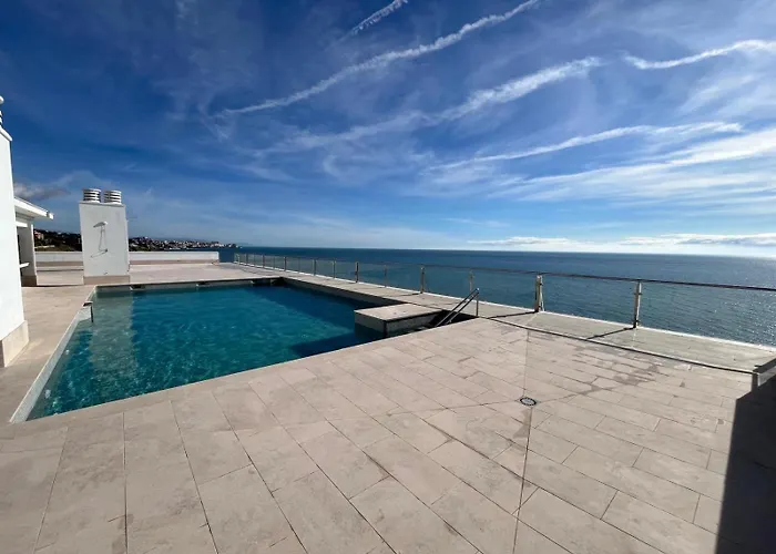 Ensuite Mediterranean Sea Front