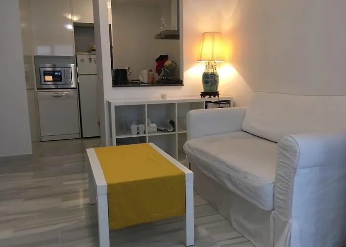 Apartment With 2 Bedrooms In Fuengirola, With Wifi - 500 M From The Be